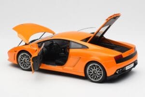 Lamborghini Gallardo LP560-4 Portocaliu AUTOart 1:18 74593 Metal - imaginea 5 din 8