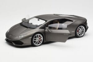 Lamborghini Huracan LP610-4 Gri AUTOart 1:18 74606 Compozit - imaginea 2 din 8