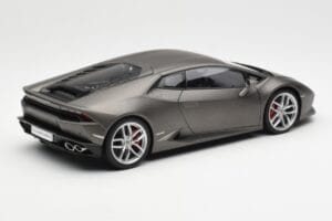Lamborghini Huracan LP610-4 Gri AUTOart 1:18 74606 Compozit - imaginea 3 din 8