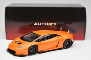 Lamborghini Huracan LP620-2 Super Trofeo Arancio Borealis Pearl Effect Portocaliu AUTOart 1:18 81558 Metal - imaginea 8 din 8