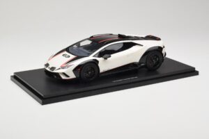 Lamborghini Huracan Sterrato No. 63 Alb TopSpeed 1:18 TS0610 Rășină