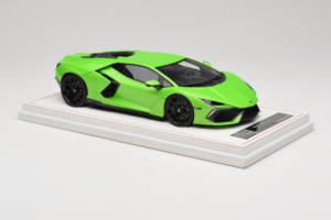 Lamborghini Revuelto Verde Metallic IVY 1:18 REMC024 Rășină - imaginea 4 din 7