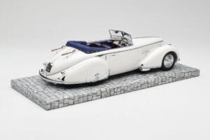 Lancia Astura Tipo 233 Corto Alb Minichamps 1:18 107125330 Rășină - imaginea 2 din 6