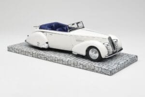 Lancia Astura Tipo 233 Corto Alb Minichamps 1:18 107125330 Rășină - imaginea 4 din 6