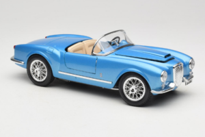 Lancia Aurelia B24 Spider Albastru Bburago 1:18 3010-M1 Metal - imaginea 6 din 8