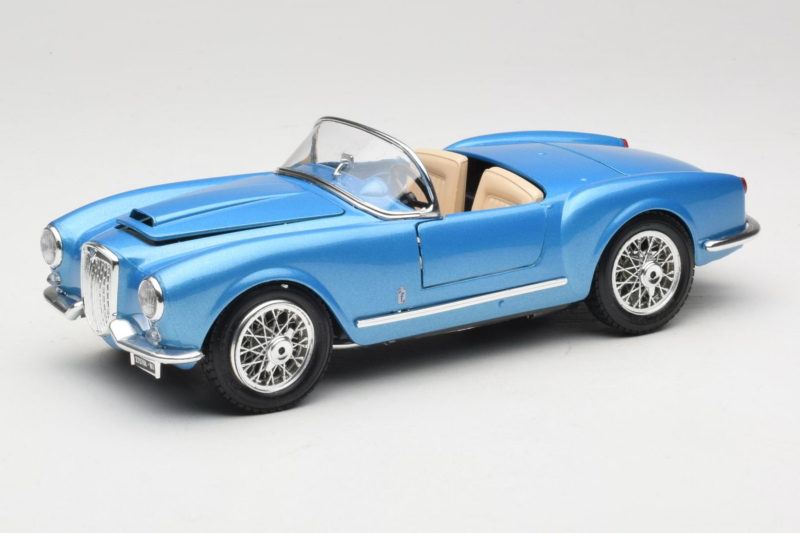 Lancia Aurelia B24 Spider Albastru Bburago 1:18 3010-M1 Metal