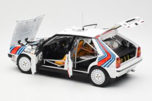 Lancia Delta HF 4WD #4 M. Alen / I. Kivimaki Martini Rally 1000 Lakes 1987 Kyosho 1:18 08960B Metal - imaginea 5 din 8