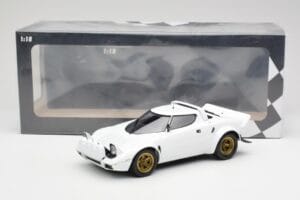 Lancia Stratos HF Stradale Alb Minichamps 1:18 155741700 Metal - imaginea 6 din 6