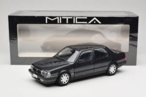 Lancia Thema Turbo 16V LX Serie II Negru Mitica 1:18 202010-D Metal - imaginea 8 din 8