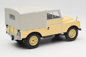 Land Rover 88 Series 1 Hard Top Bej Deschis MCG 1:18 MCG18368 Metal - imaginea 3 din 6