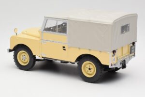 Land Rover 88 Series 1 Hard Top Bej Deschis MCG 1:18 MCG18368 Metal - imaginea 4 din 6