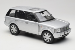 Land Rover Range Rover L322 Argintiu Welly 1:18 12536W Metal - imaginea 6 din 8