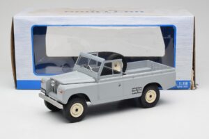 Land Rover Series II 109 Pickup Gri MCG 1:18 MCG18092 Metal - imaginea 6 din 6