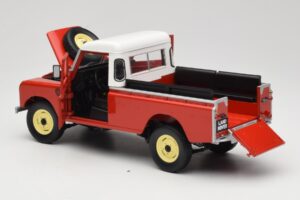 Land Rover Series I 109 Pickup Roșu Eagle Collectibles 1:18 440500 Metal - imaginea 5 din 8