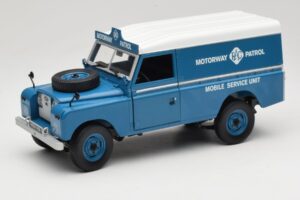 Land Rover Series III 109 Soft Top Motorway Patrol Albastru Eagles Race 1:18 4403 Metal