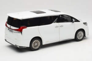 Lexus LM300h White Pearl Kyosho 1:18 08963WP Metal - imaginea 3 din 8