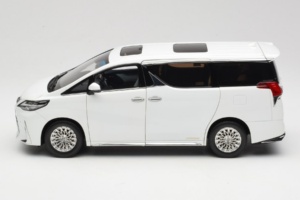 Lexus LM300h White Pearl Kyosho 1:18 08963WP Metal - imaginea 4 din 8