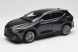 Lexus NX450h+ AZ20 Negru Kyosho 1:18 08968GBK Rășină