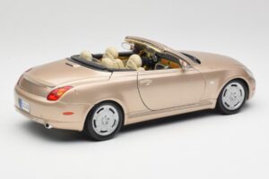 Lexus SC430 Bej Maisto 1:18 31629 Metal - imaginea 3 din 8