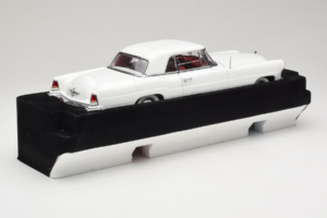 Lincoln Continental Mark II Alb Road Signature 1:18 20078-P1 Metal - imaginea 2 din 6