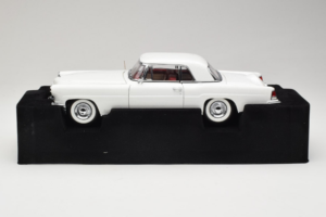 Lincoln Continental Mark II Alb Road Signature 1:18 20078-P1 Metal - imaginea 3 din 6