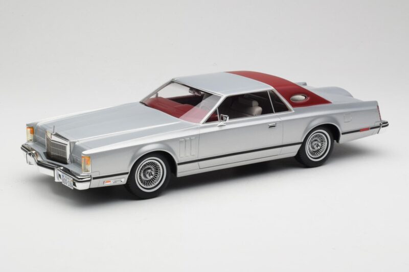 Lincoln Continental Mark V Coupe Argintiu BoS Models 1:18 BOS084 Rășină