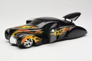 Lincoln Zephyr Scrape Custom Negru cu Flăcări Hot Wheels 1:18 57319 Metal - imaginea 2 din 8