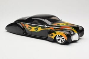 Lincoln Zephyr Scrape Custom Negru cu Flăcări Hot Wheels 1:18 57319 Metal - imaginea 6 din 8