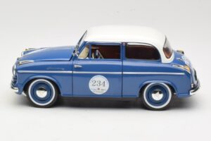 Lloyd Alexander TS #234 Albastru Revell 1:18 08463 Metal - imaginea 4 din 8