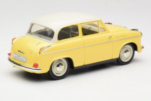 Lloyd Alexander TS Galben Revell 1:18 08958 Metal - imaginea 3 din 8