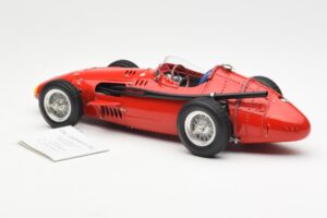 Maserati 250F J-M. Fangio F1 World Champion 1957 CMC 1:18 M-051 Metal - imaginea 4 din 6