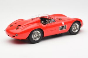Maserati 300S Roșu CMC 1:18 M-105 Metal - imaginea 2 din 6