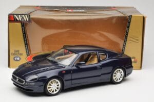 Maserati 3200 GT Negru Bburago 1:18 3371 Metal - imaginea 8 din 8
