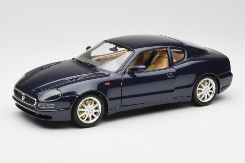Maserati 3200 GT Negru Bburago 1:18 3371 Metal