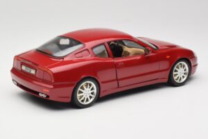 Maserati 3200 GT Roșu Închis Bburago 1:18 3341-M2 Metal - imaginea 3 din 8