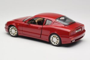 Maserati 3200 GT Roșu Închis Bburago 1:18 3341-M2 Metal - imaginea 7 din 8
