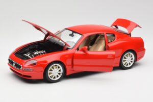 Maserati 3200 GT Roșu Bburago 1:18 3341 Metal - imaginea 2 din 8