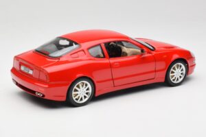 Maserati 3200 GT Rosso Mondiale Bburago 1:18 3341-M1 Metal - imaginea 3 din 8