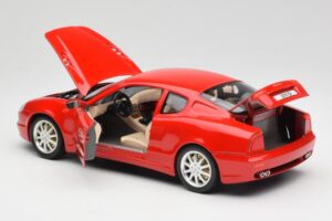 Maserati 3200 GT Rosso Mondiale Bburago 1:18 3341-M1 Metal - imaginea 5 din 8