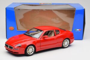 Maserati 3200 GT Rosso Mondiale Bburago 1:18 3341-M1 Metal - imaginea 8 din 8