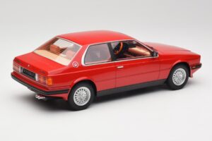 Maserati BiTurbo Coupe Rosso Corsa Minichamps 1:18 107123501 Rășină - imaginea 2 din 6