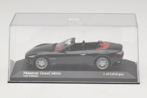 Maserati GranCabrio Negru Metalizat Minichamps 1:43 400123930 Metal - imaginea 4 din 5
