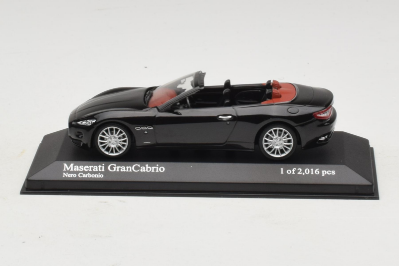 Maserati GranCabrio Negru Metalizat Minichamps 1:43 400123930 Metal