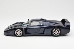 Maserati MC12 Road Car Albastru Metallic AUTOart 1:18 75802 Metal - imaginea 4 din 8