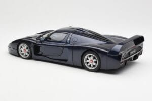 Maserati MC12 Road Car Albastru Metallic AUTOart 1:18 75802 Metal - imaginea 7 din 8