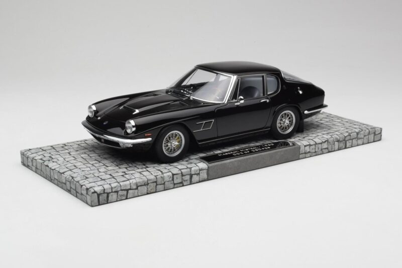 Maserati Mistral Negru Minichamps 1:18 107123421 Rășină