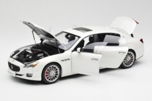 Maserati Quattroporte VI GTS Alpine Alb AUTOart 1:18 75808 Metal - imaginea 2 din 8