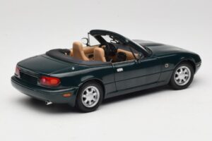 Mazda MX-5 NA Emerald Green Gate 1:18 01017 Metal - imaginea 3 din 8
