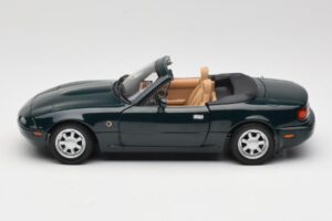 Mazda MX-5 NA Emerald Green Gate 1:18 01017 Metal - imaginea 4 din 8