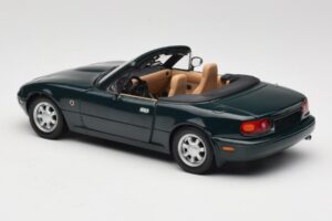 Mazda MX-5 NA Emerald Green Gate 1:18 01017 Metal - imaginea 7 din 8